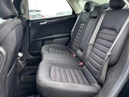 
										2016 Ford Fusion SE full									