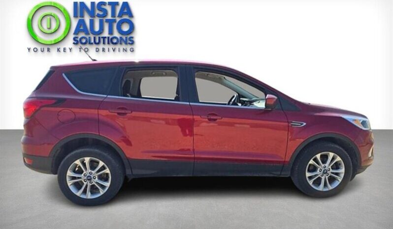 
								2019 Ford Escape SE full									