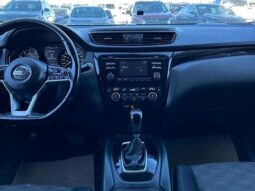 
										2018 Nissan Qashqai SV full									
