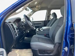 
										2019 Ram 1500 Classic SLT 5.7L Hemi Crew Cab 4X4 full									