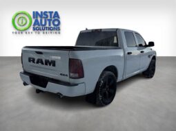 
										2019 Ram 1500 Classic Express 5.7L Hemi Crew Cab 4X4 full									