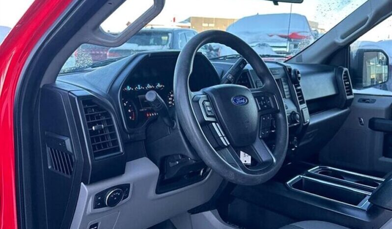 
								2020 Ford F-150 XL Sport Crew Cab 4X4 full									