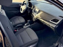 
										2019 Hyundai Accent Preferred full									