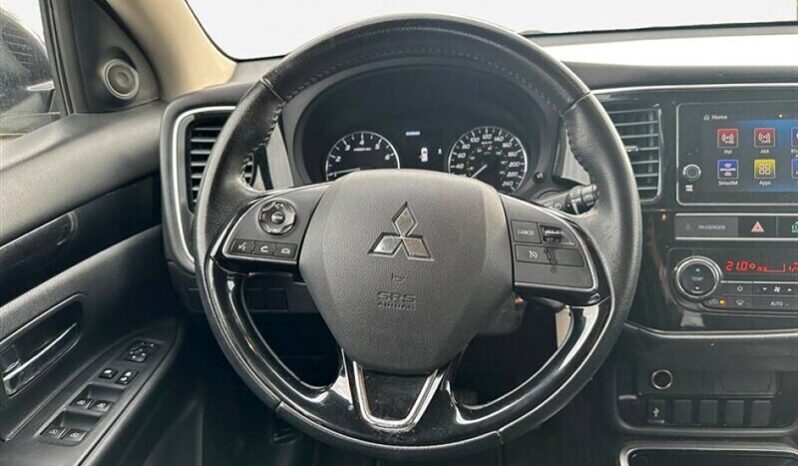 
								2019 Mitsubishi Outlander ES AWD full									