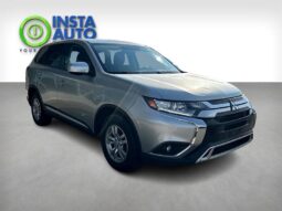 
										2020 Mitsubishi Outlander ES AWD full									