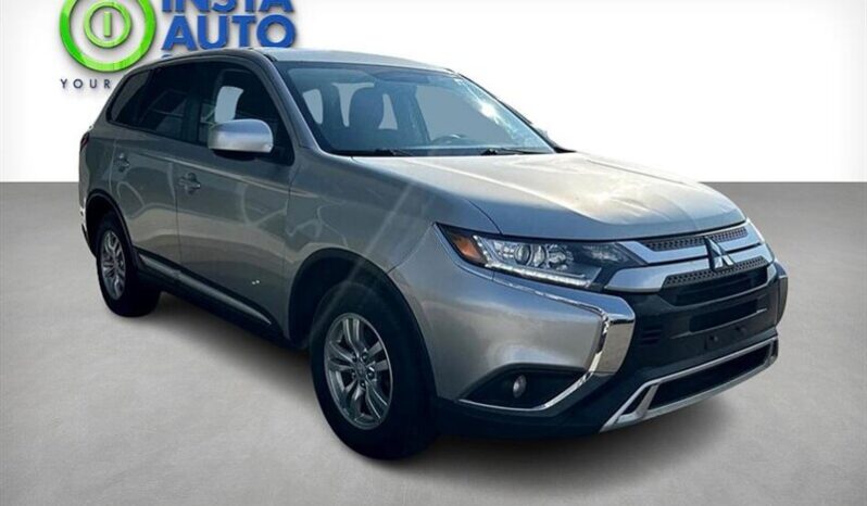 
								2020 Mitsubishi Outlander ES AWD full									