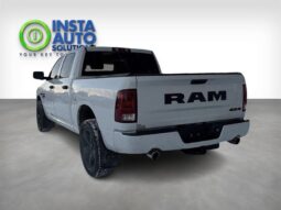 
										2019 Ram 1500 Classic Express 5.7L Hemi Crew Cab 4X4 full									