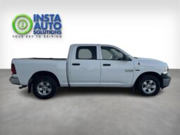 
										2017 Ram 1500 ST 5.7L Hemi Crew Cab 4X4 full									