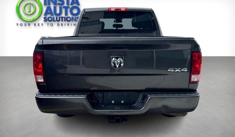 
								2020 Ram 1500 Crew Cab 4×4 5.7L Hemi full									