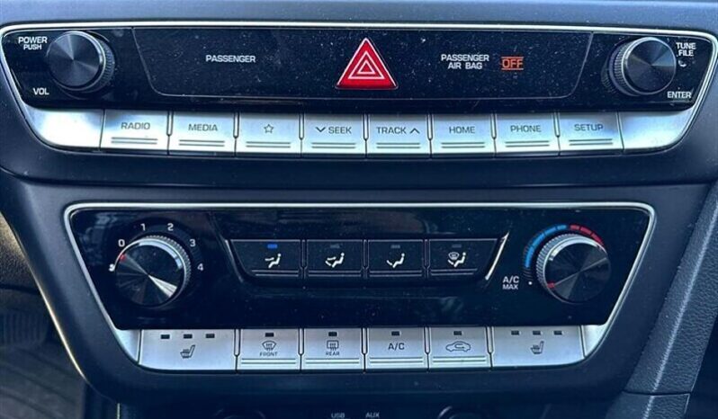 
								2018 Hyundai Sonata SE full									
