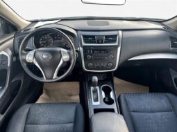 
										2017 Nissan Altima full									