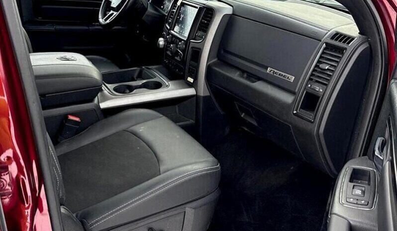 
								2018 Ram 1500 Rebel 5.7L Hemi Crew Cab 4X4 full									