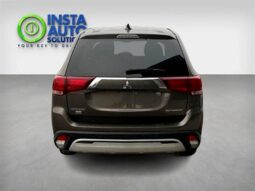 
										2019 Mitsubishi Outlander ES AWD full									