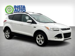 
										2015 Ford Escape SE AWD full									