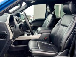 
										2019 Ford F-150 Lariat Crew Cab 4X4 full									