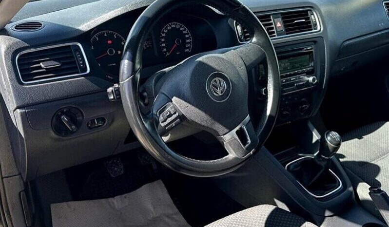 
								2014 Volkswagen Jetta 2.0L I4 full									