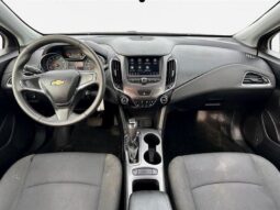 
										2019 Chevrolet Cruze LS Hatchback full									