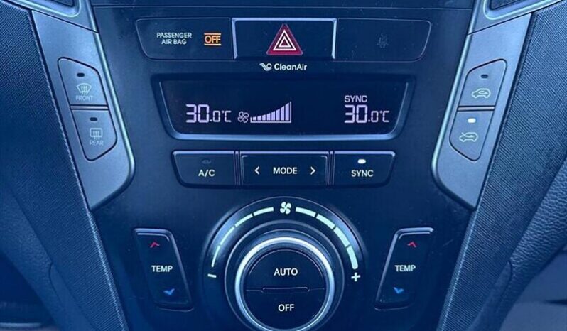 
								2018 Hyundai Santa Fe Sport Premium AWD full									