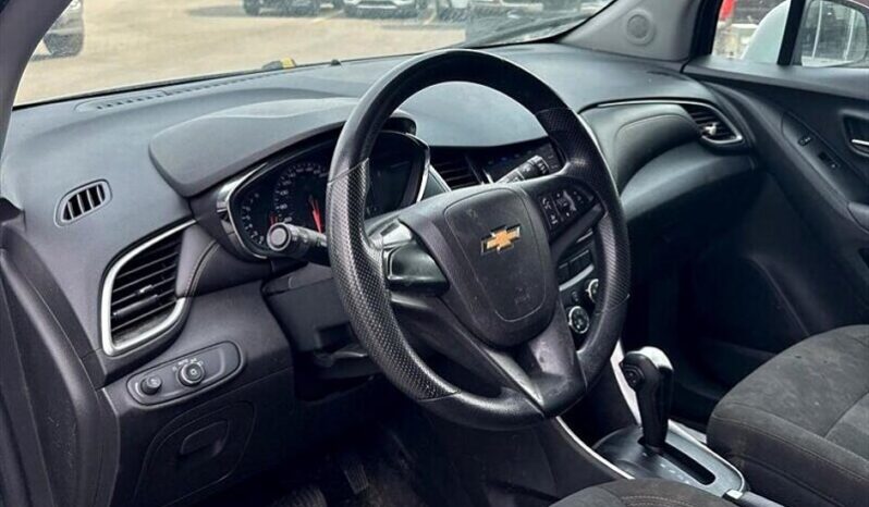 
								2020 Chevrolet Trax LS full									