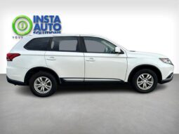 
										2019 Mitsubishi Outlander ES AWD full									