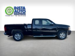 
										2011 Chevrolet Silverado 1500 LT 4WD EXT Cab full									