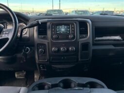 
										2017 Ram 1500 ST 5.7L Hemi Crew Cab 4X4 full									