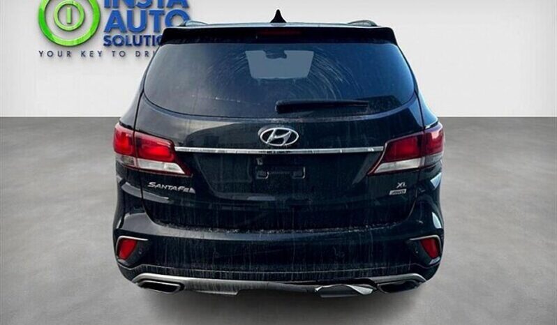 
								2017 Hyundai Santa Fe XL Premium AWD full									