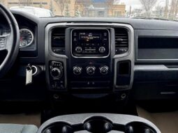 
										2016 Ram 1500 ST 4×4 Crew Cab full									