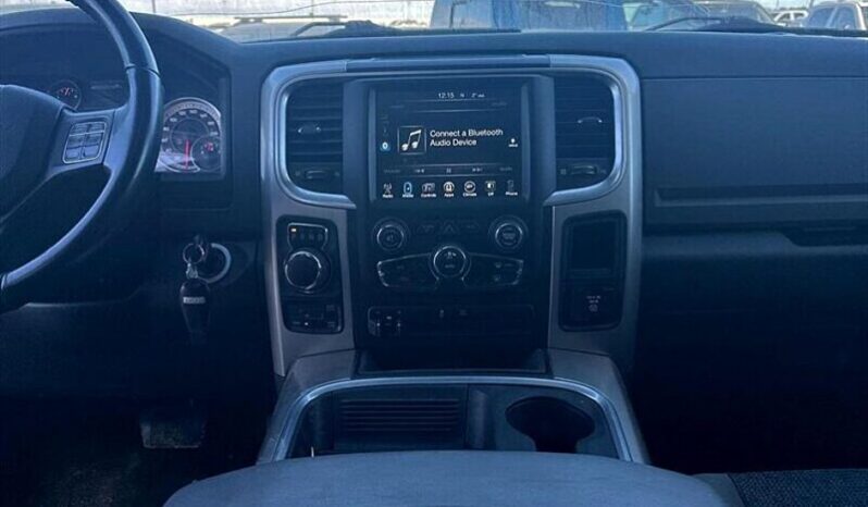 
								2017 Ram 1500 Outdoorsman 5.7L Hemi Crew 4X4 full									