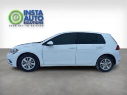 
										2019 Volkswagen Golf S Hatchback full									