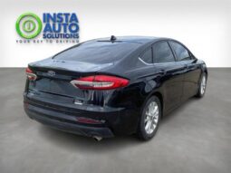 
										2019 Ford Fusion SE full									