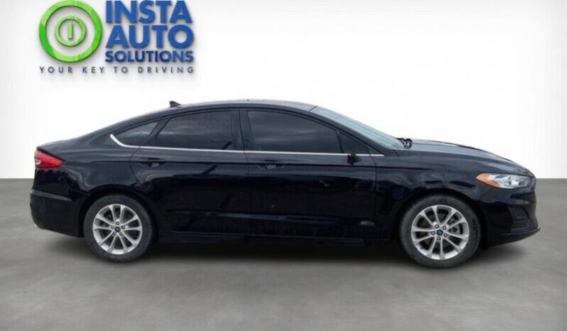 
								2019 Ford Fusion SE full									