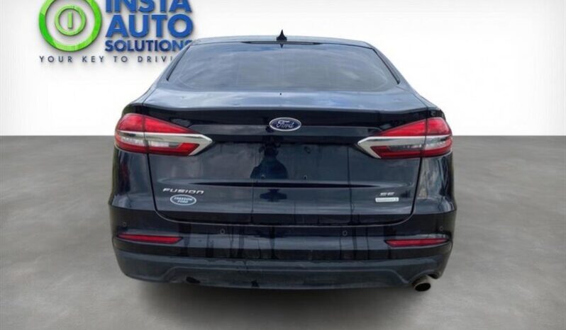
								2019 Ford Fusion SE full									