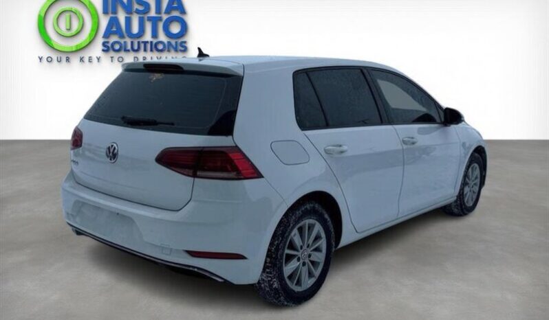 
								2019 Volkswagen Golf S Hatchback full									