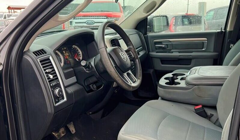 
								2017 Ram 1500 SLT 5.7L Hemi Ext. Cab 4X4 full									