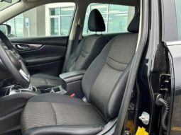 
										2017 Nissan Rogue S AWD full									