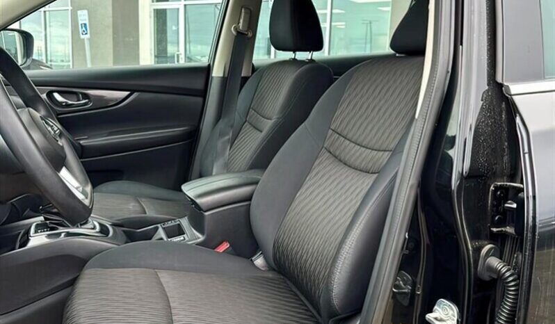 
								2017 Nissan Rogue S AWD full									
