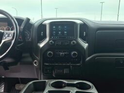 
										2021 Chevrolet Silverado 1500 RST 4X4 full									