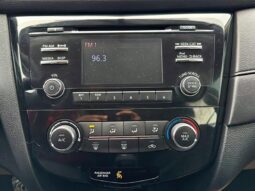 
										2017 Nissan Rogue S AWD full									