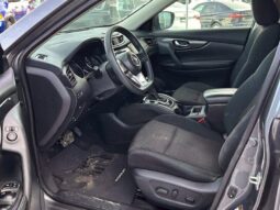 
										2018 Nissan Rogue SV full									