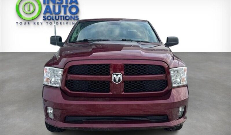 
								2017 Ram 1500 Express 5.7L Hemi Crew Cab 4X4 full									