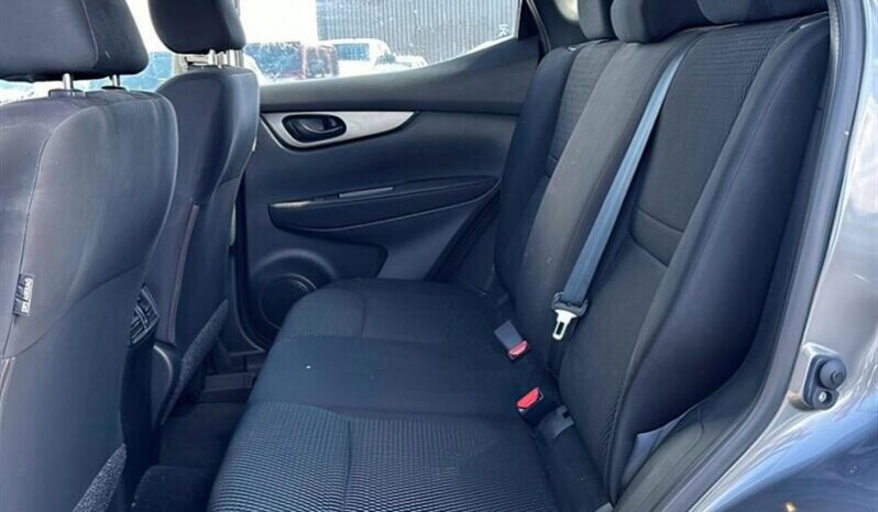 
								2019 Nissan Qashqai S AWD full									