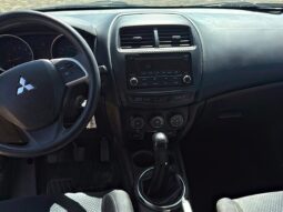 
										2015 Mitsubishi RVR SE full									