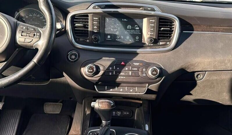
								2017 Kia Sorento EX V6 AWD full									