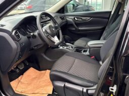 
										2017 Nissan Rogue S AWD full									