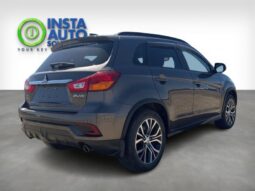 
										2019 Mitsubishi RVR SE LTD AWD full									