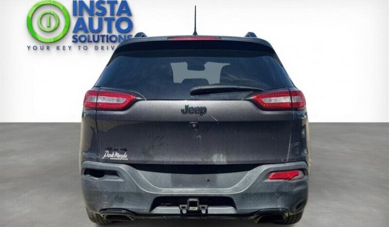 
								2016 Jeep Cherokee Sport Altitude 4X4 full									