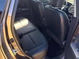 
										2019 Mitsubishi RVR SE LTD AWD full									