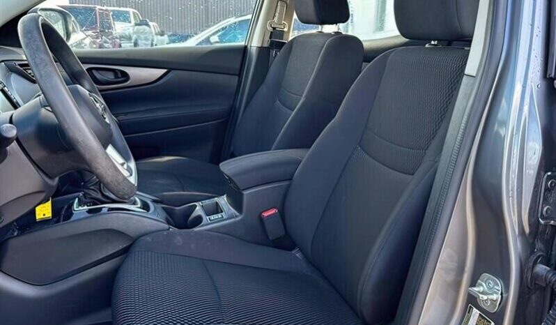 
								2019 Nissan Qashqai S AWD full									