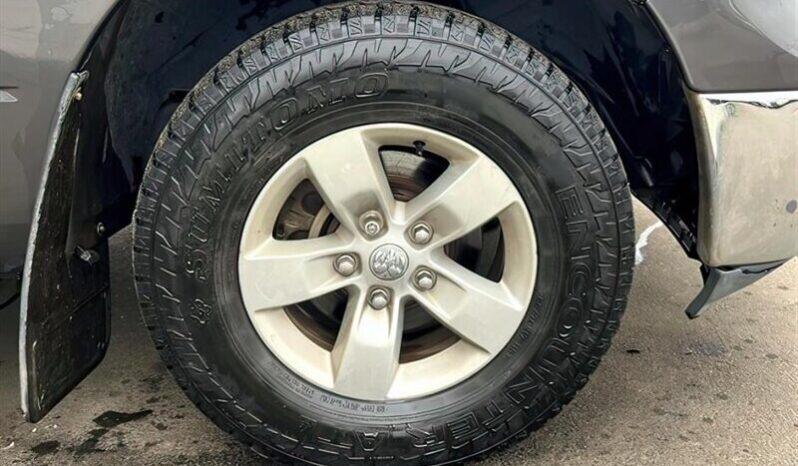 
								2017 Ram 1500 SLT 5.7L Hemi Ext. Cab 4X4 full									
